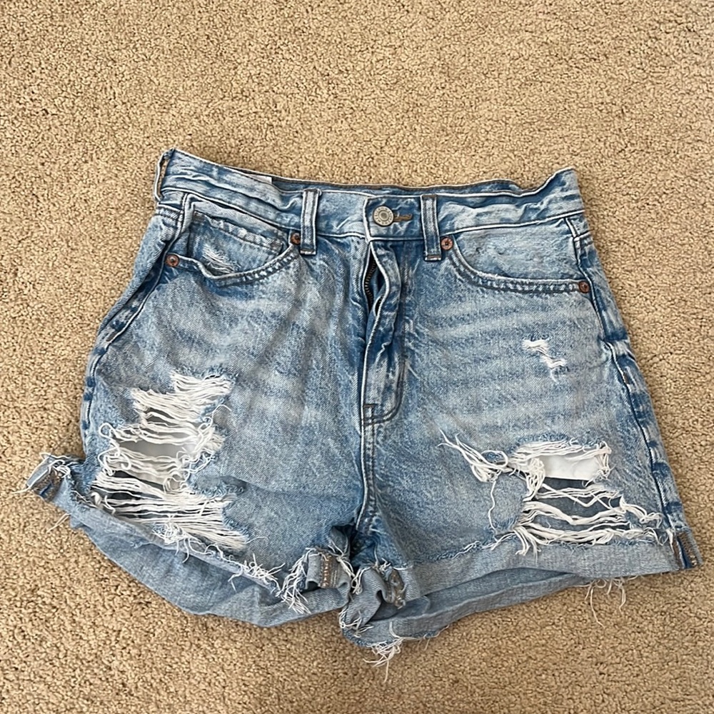 American Eagle Mom Short